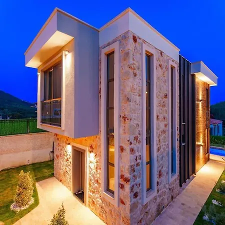 Brown * Kaş